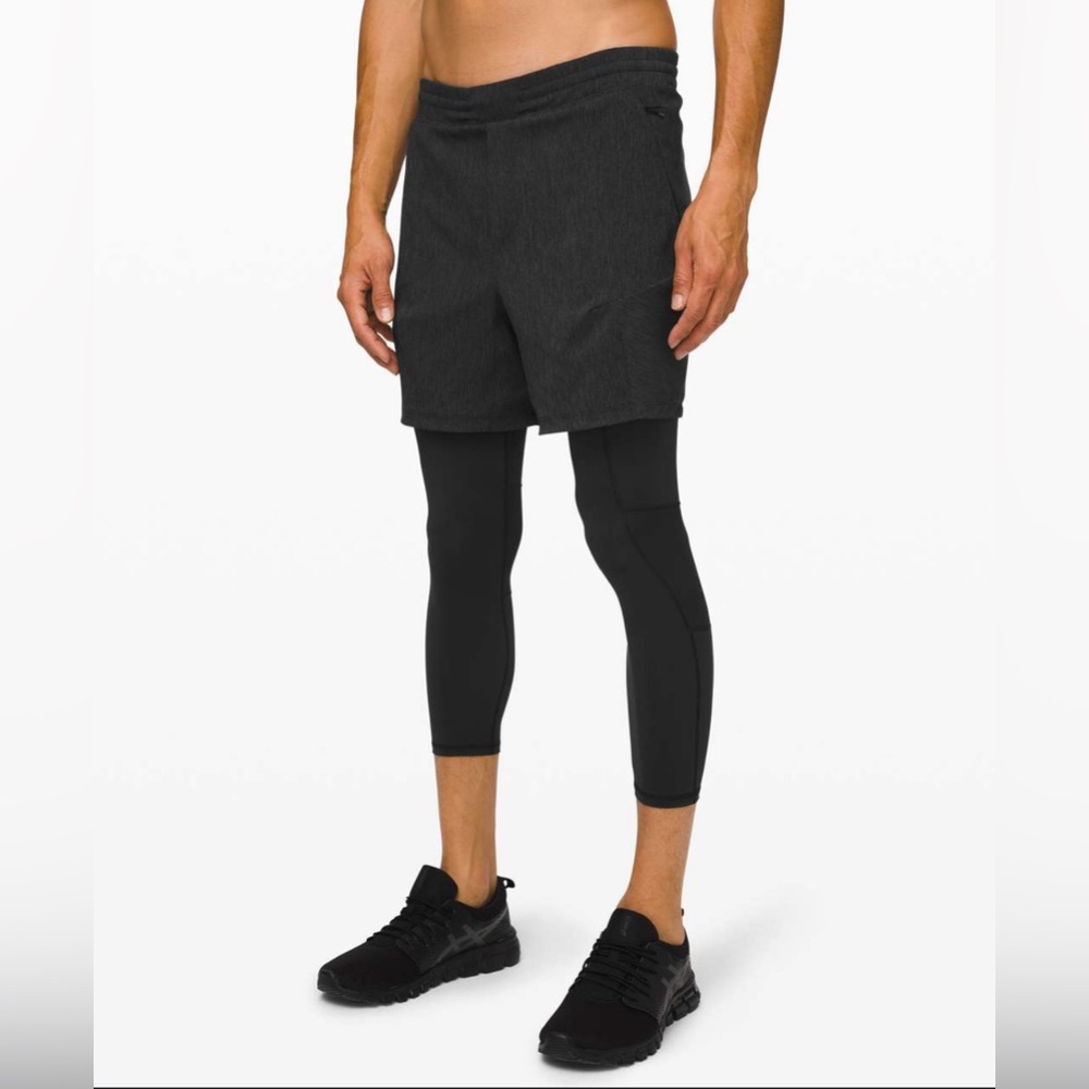 lululemon athletica Men's Black Athletic Layered Shorts Large
